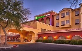 Holiday Inn Express & Suites Mesquite